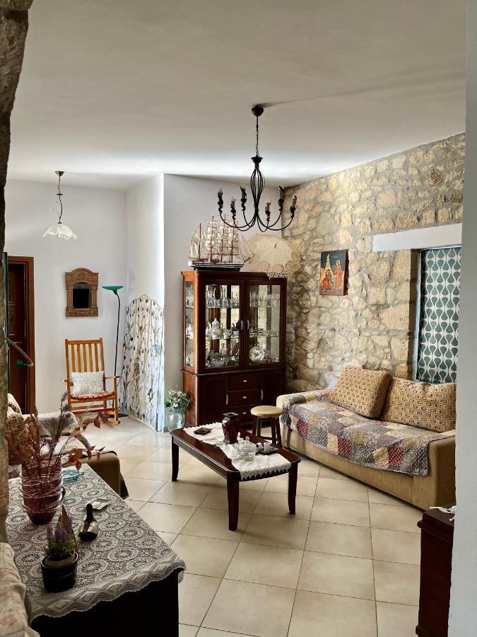 Katerina'S Rest Stone Ηouse Villa Charakas Ngoại thất bức ảnh